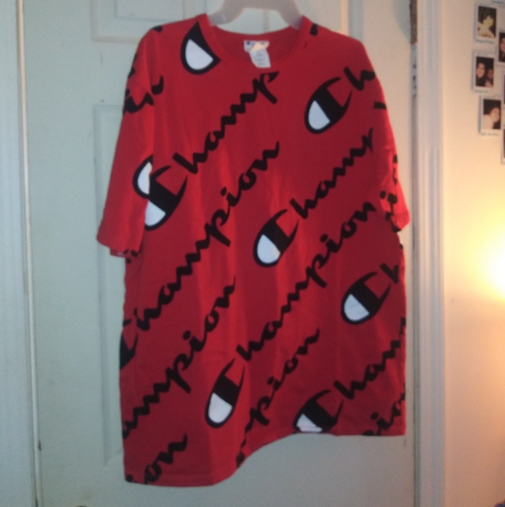 🌸 Champion Tee 🌸